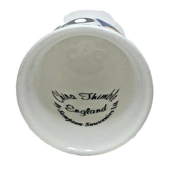 Sampson Souvenirs P&O European Ferries Collectors Porcelain China Thimble - Picture 5 of 5